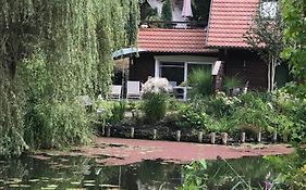 Ferienwohnungen direkt am Wasser